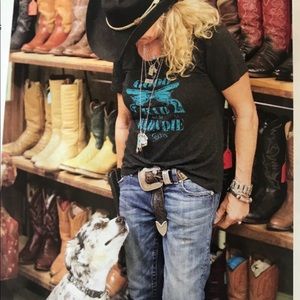 Meet your Posher, Blondie